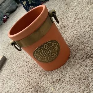 Clay wine cooler bucket.